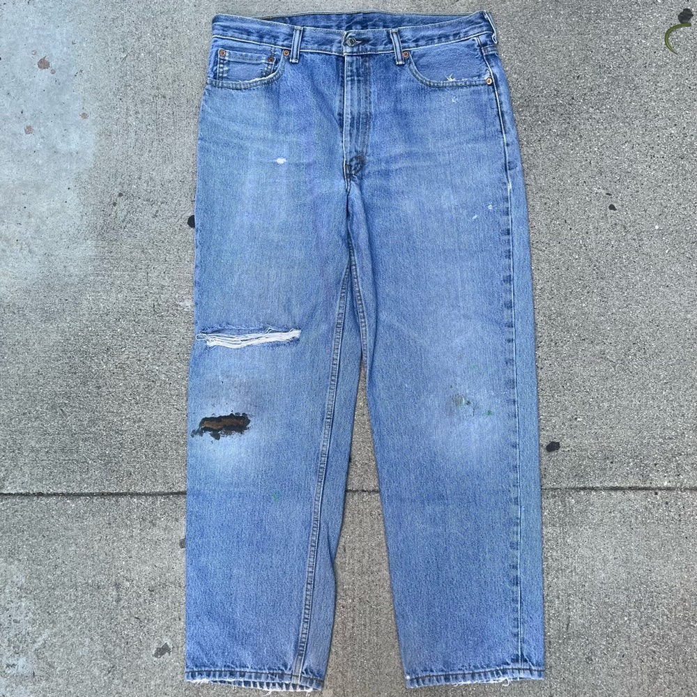 2000s Levi’s 550 jeans with a relaxed fit